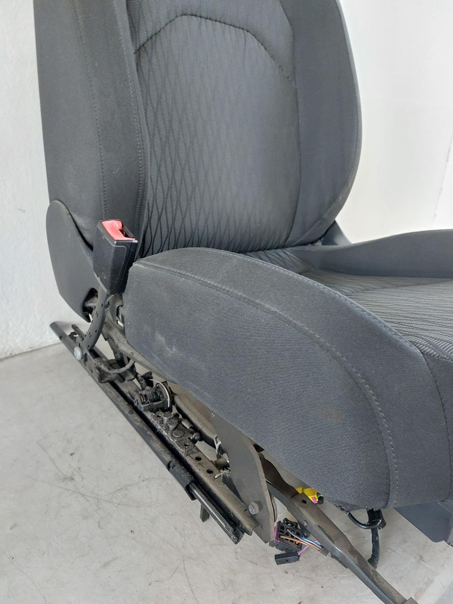 Seat Leon 5F Sitz vorn links Fahrersitz nur f&uuml;r 3 t&uuml;rer Heizung Stoffsitz