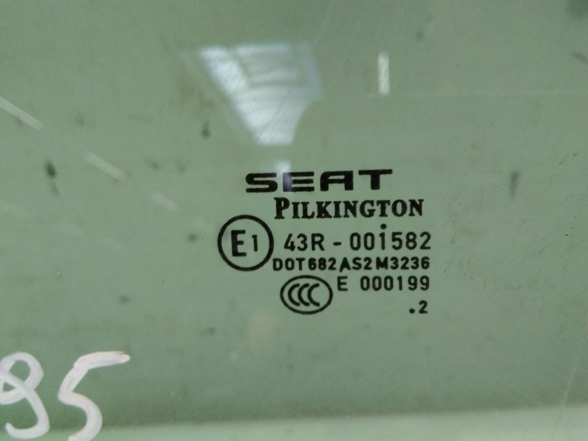 Seat Leon 2 1P original T&uuml;rscheibe vorn links gr&uuml;ncolor 5-t&uuml;rig BJ2012