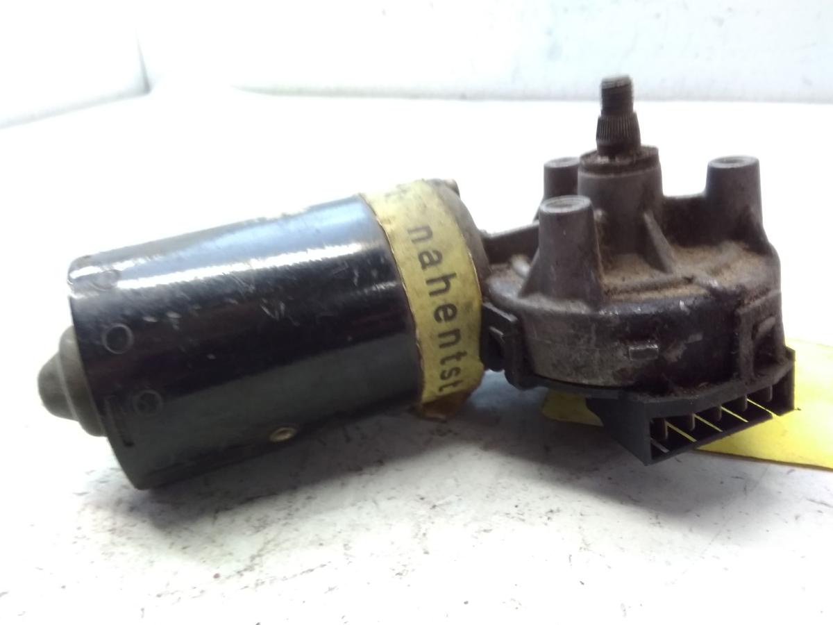 Audi 100 C4 Wischermotor vorn 0390241330 BOSCH ohne Wischergestänge BJ1992 Audi 100 C4 Wischermotor vorn 0390241330 BOSCH ohne Wischergestänge BJ1992