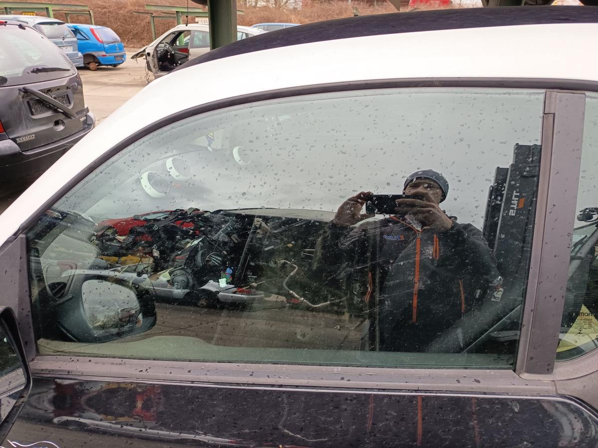 Smart Fortwo Coupe 453 original T&uuml;rscheibe links Fahrerfenster Bj 2016