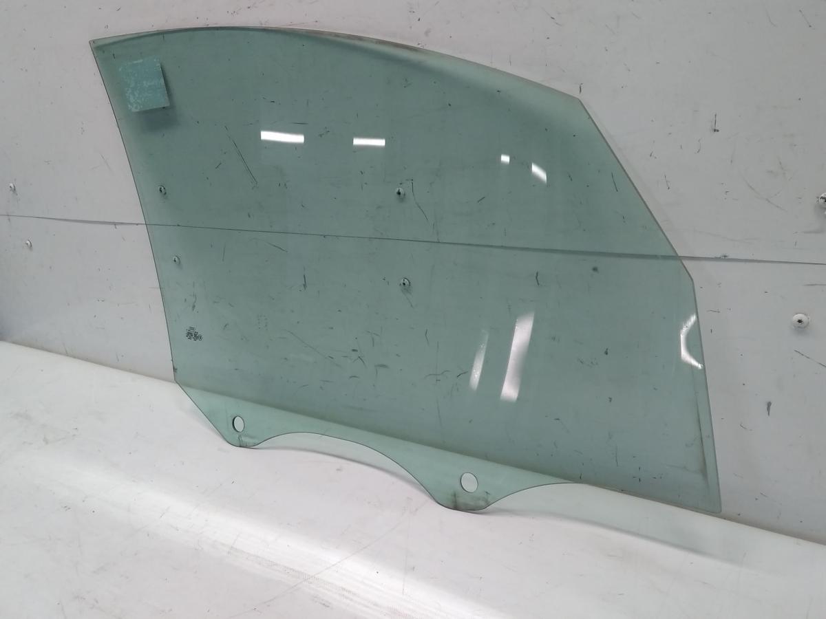 Audi A2 8Z T&uuml;rscheibe vorn links gr&uuml;ncolor Bj.2001