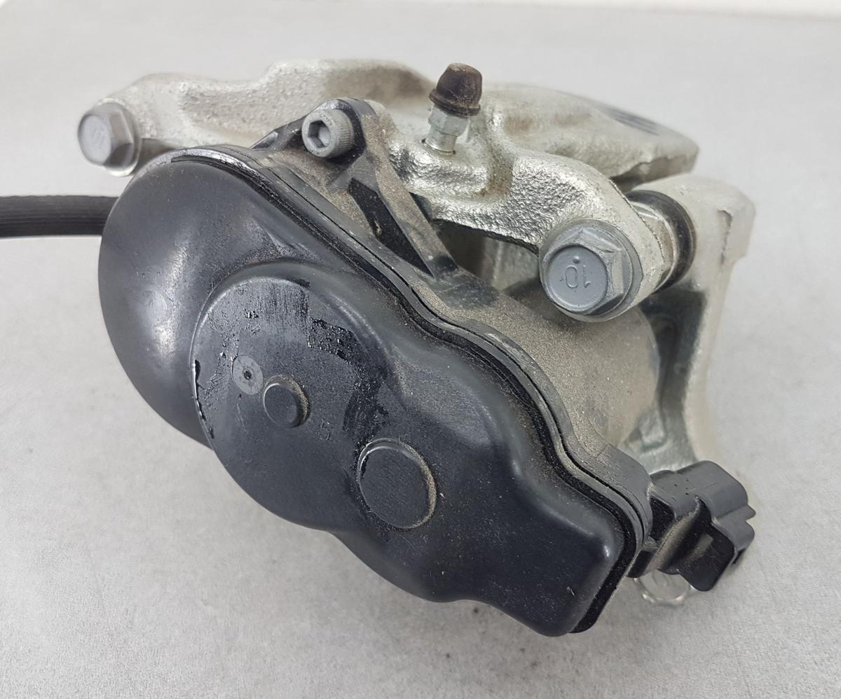 Mitsubishi Eclipse Cross Bremssattel hinten links Bj2023 2,4 72kw 4WD Allrad