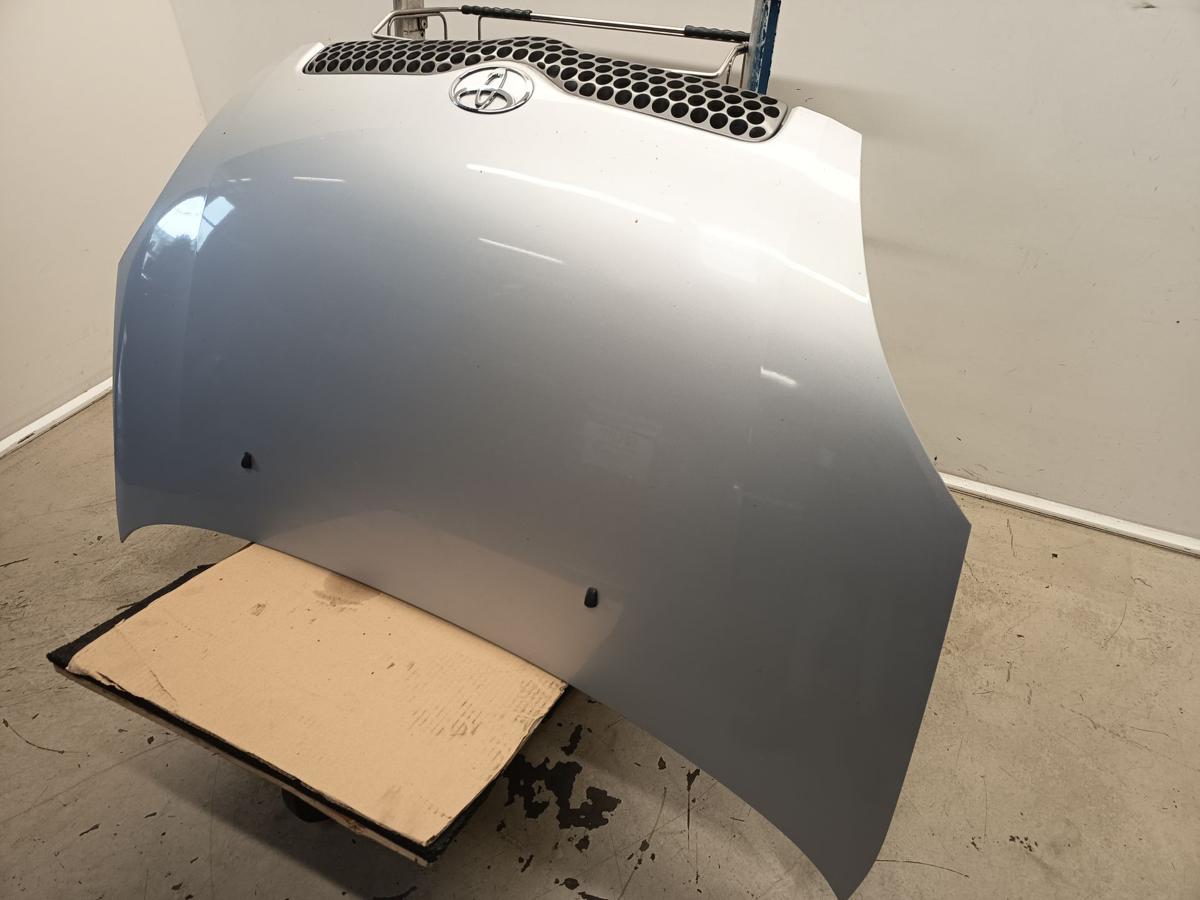 Toyota Yaris P1 original Motorhaube Silber Baujahr 2002