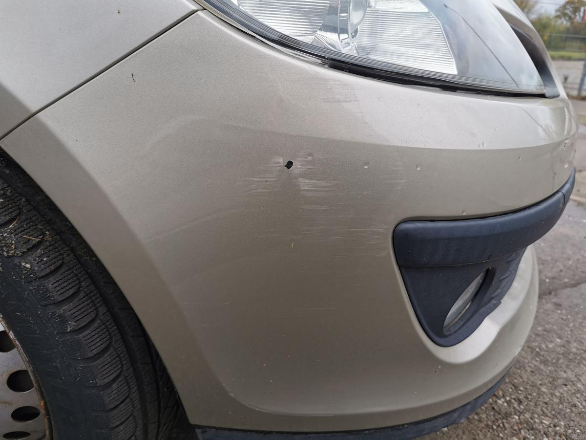 Renault Clio III Stossfänger Stossstange Bumper vorn TED11 Beige Pepper 3trg -09