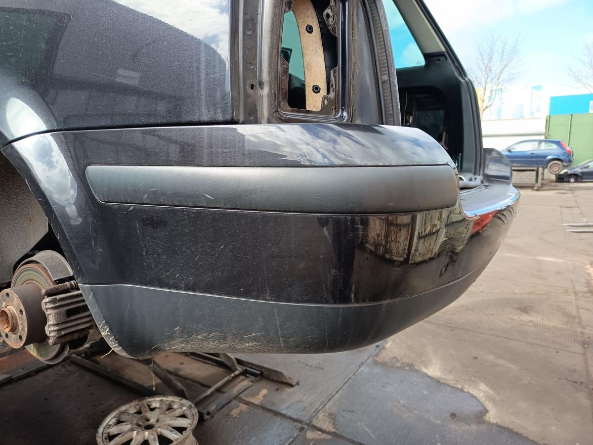 VW Passat 3BG Variant orig Sto&szlig;stange F&auml;nger hinten Heck C9Z Black magic Bj 02