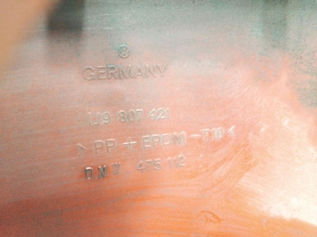 VW Golf 4 Kombi Variant original Sto&szlig;f&auml;nger Sto&szlig;stange hinten flashrot Bj.1999