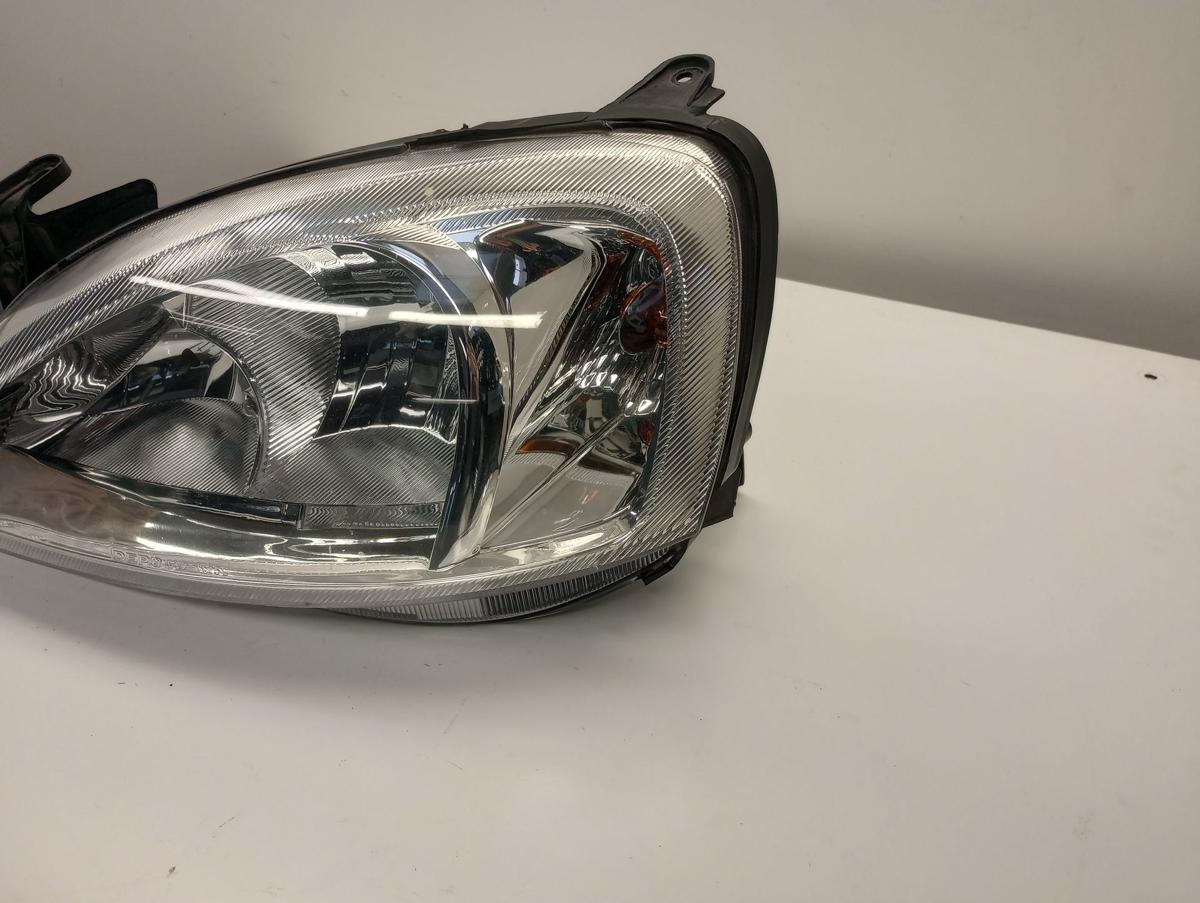 Opel Corsa C orig Scheinwerfer links Halogen bis Bj 2004