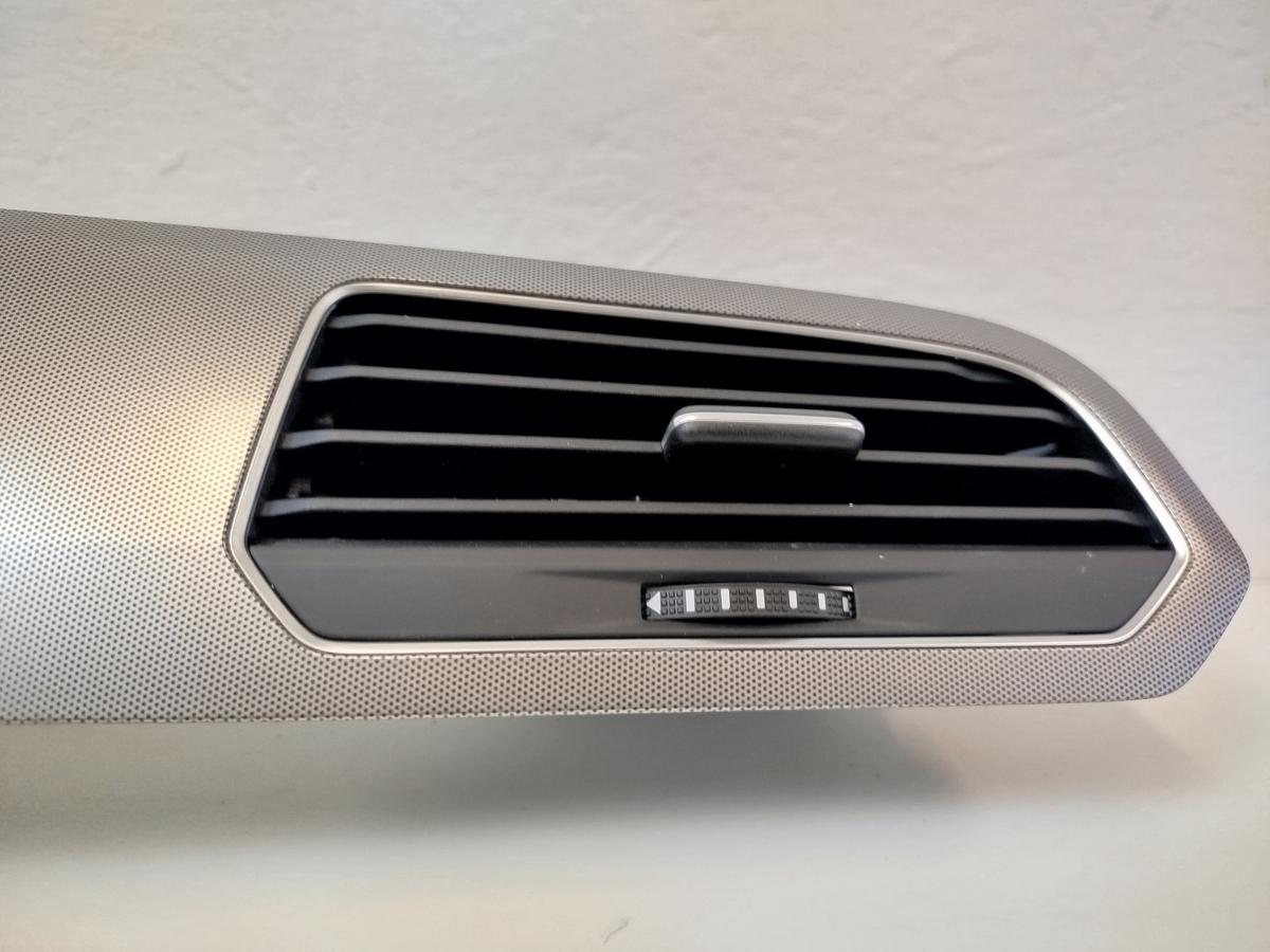 VW Golf Sportsvan AUV ab17 Luftd&uuml;sen mitte Luftdusche Ausstr&ouml;mer 517858071F