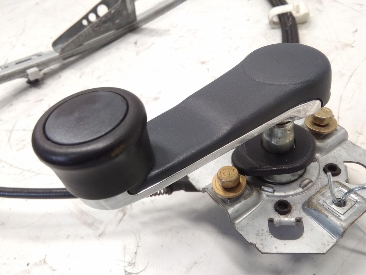 Audi 80 B3 Typ 89 original Fensterheber vorn links manuell Bj.1989