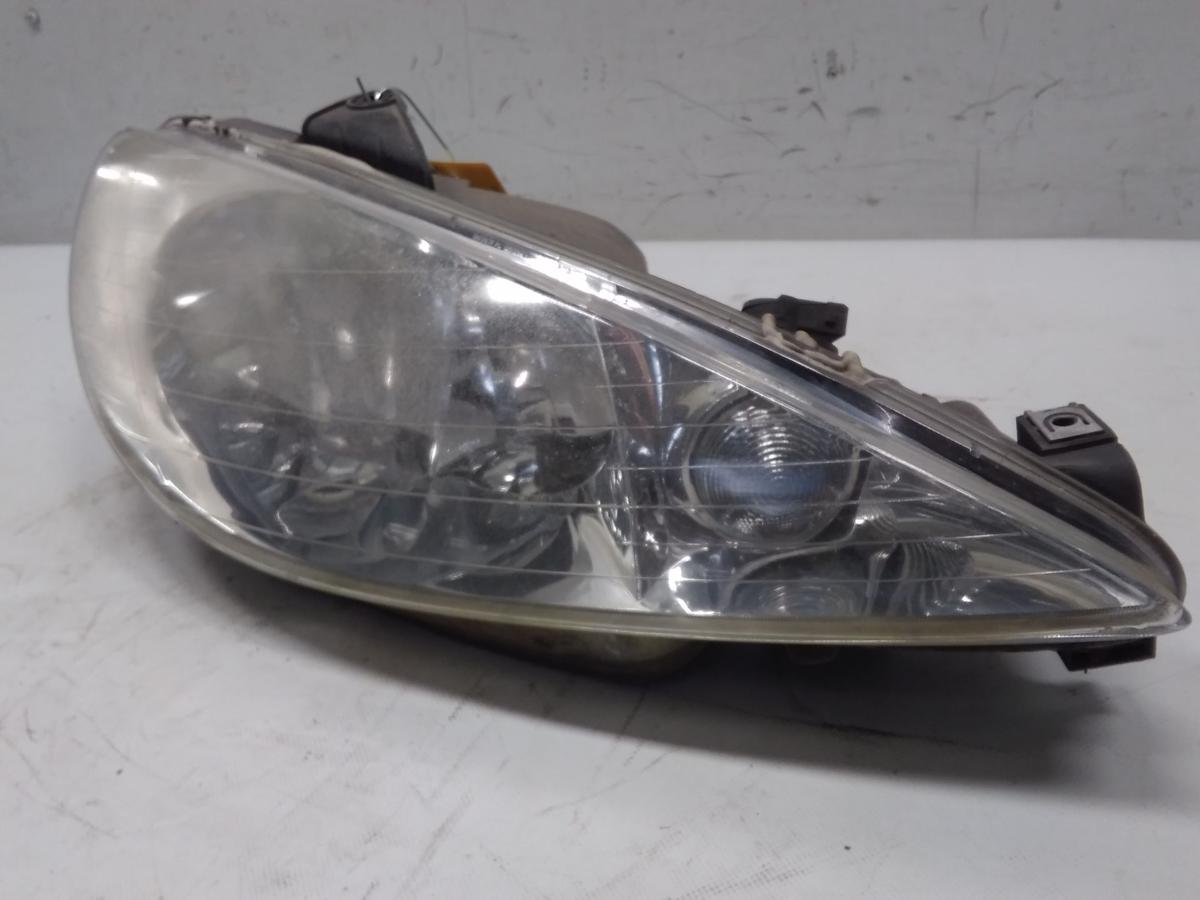 Peugeot 206 original Scheinwerfer vorn rechts Facelift Halogen mit LWR BJ2008