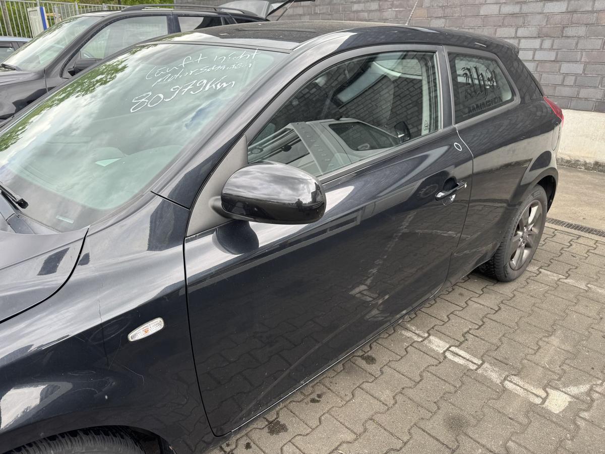 Kia Pro Ceed original T&uuml;r vorn links 1K Black Pearl Rohbau Bj.2010