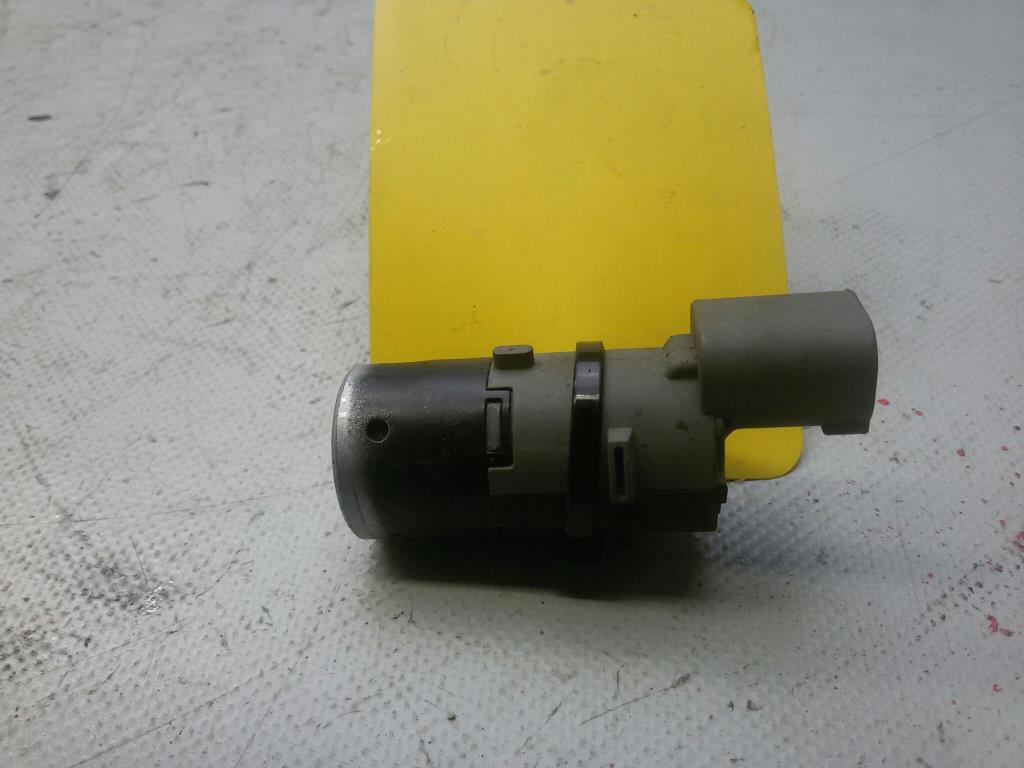 BMW 5er E60 PDC Sensor vorn 6913924 Valeo 602491 +