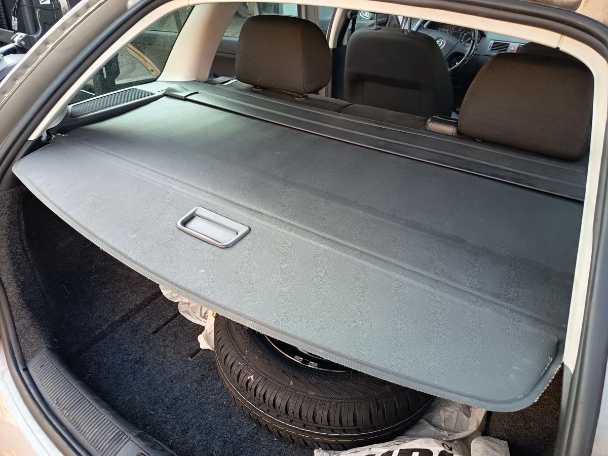 Skoda Fabia 6Y Combi original Laderaumabdeckung Rollo schwarz Hutablage Bj 2007