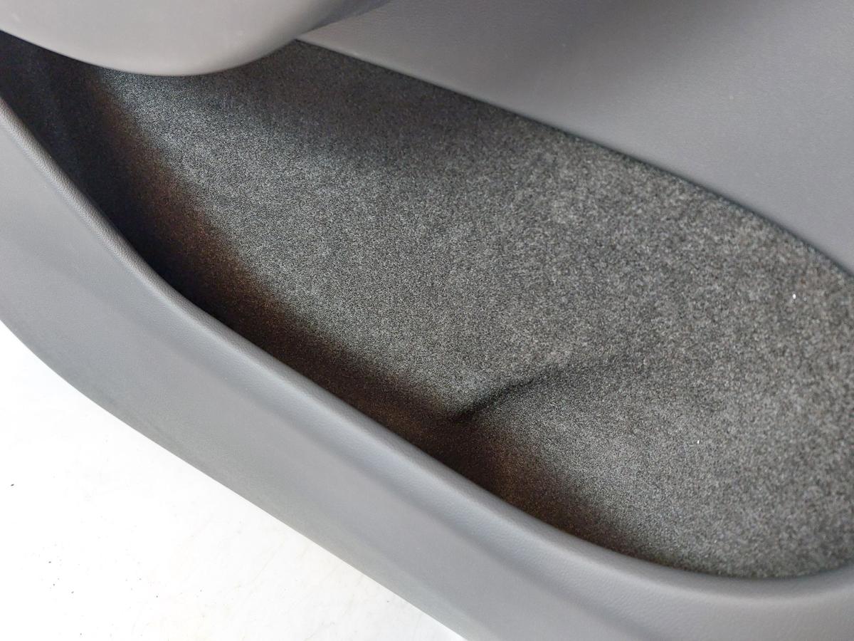 Tesla Model Y Tüververkleidung Innenverkleidung vorn links Alcantara Kunstleder