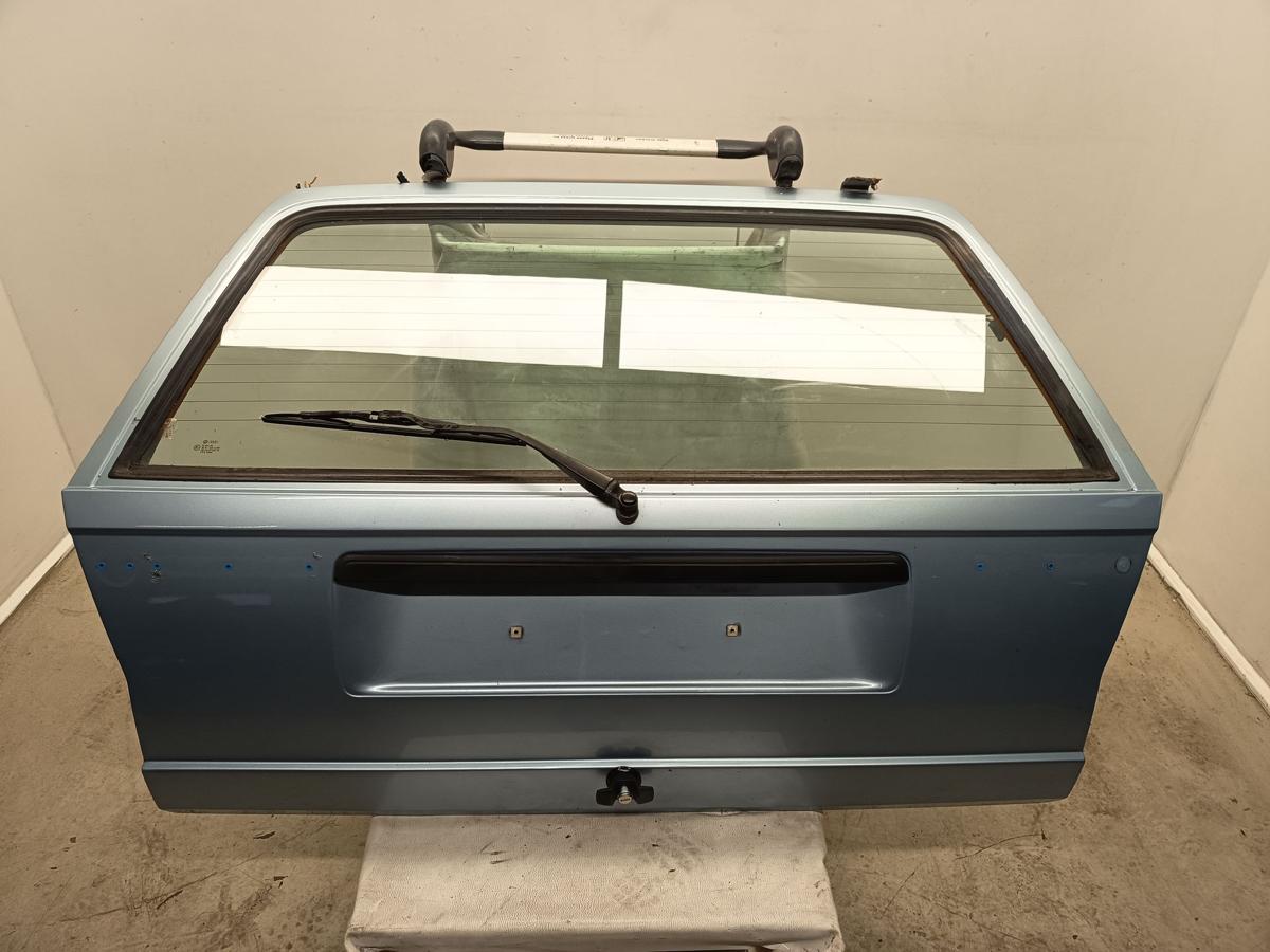 VW Passat Variant 32B Bj 1987 original Heckklappe mit Scheibe LD5U Hellblau