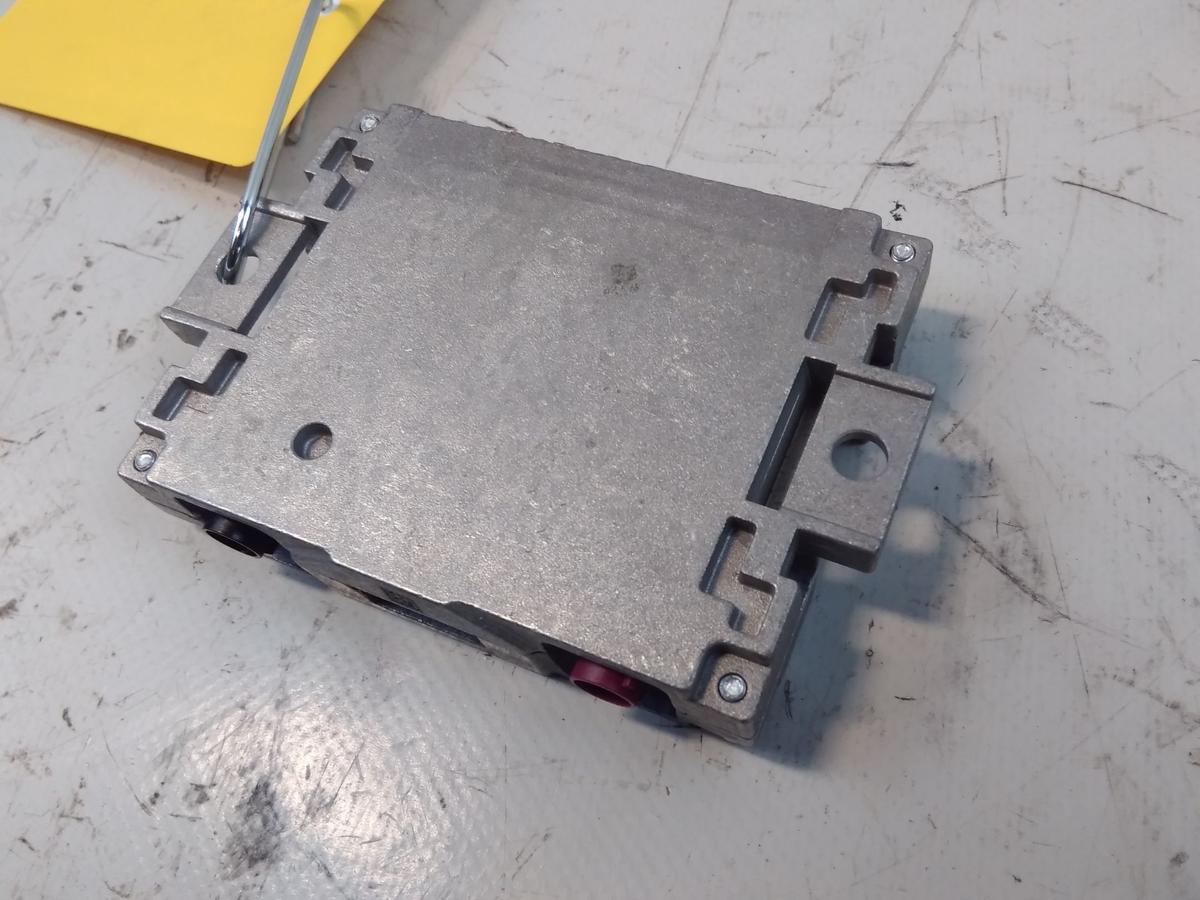 Seat Leon ST 5F original Antennenverstärker Antennenweiche 4M0035456B Bj.2019