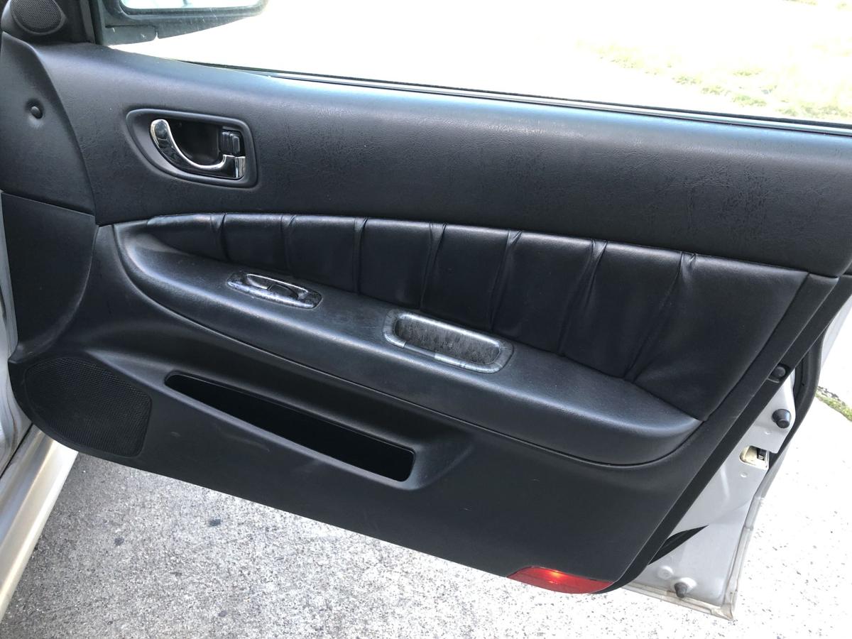 Mitsubishi Galant EA0 Avance Lederausstattung Limo Leder schwarz Ledersitze
