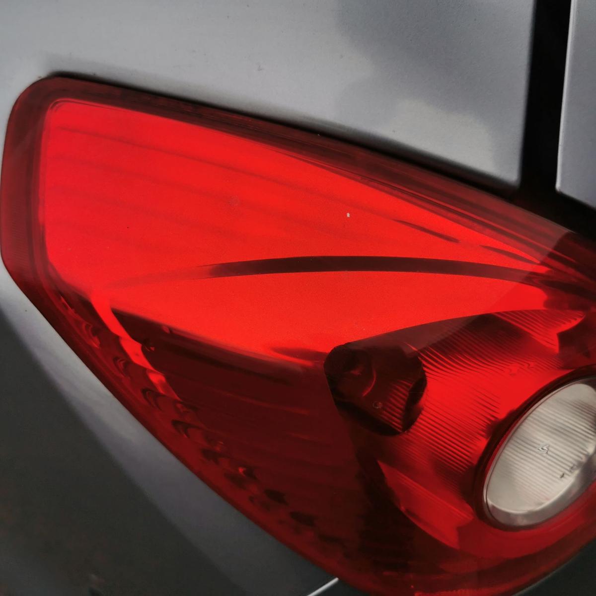 Opel Corsa D Rückleuchte Schlussleuchte Rücklicht Lampe hinten links 3Türer