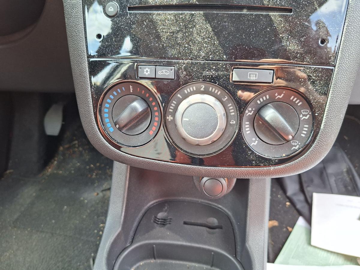 Opel Corsa D original Heizungsbetätigung Klavierlack schwarz Bj 2007