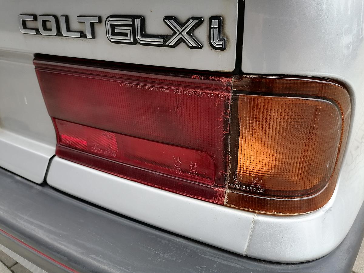 Mitsubishi Colt C50 Rücklicht Rückleuchte Heckleuchte rechts BJ88-92