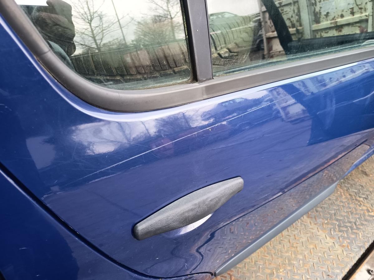Dacia Sandero 1 original T&uuml;r hinten rechts Fond 61H Blue marine Bj 2009