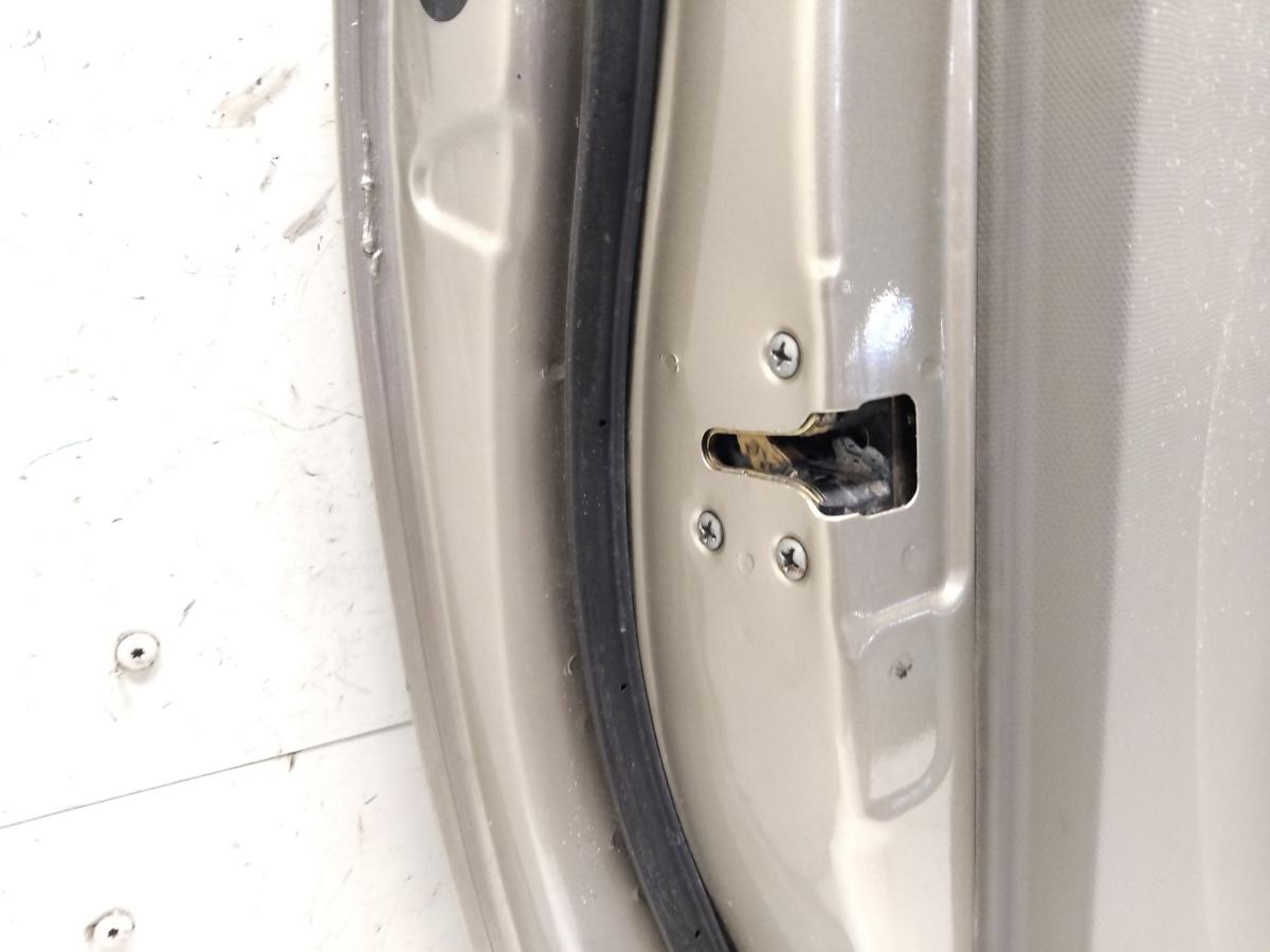 Nissan Micra K12 original T&uuml;r vorn links EY2 Vegasgold Metallic 3t&uuml;rig BJ2003