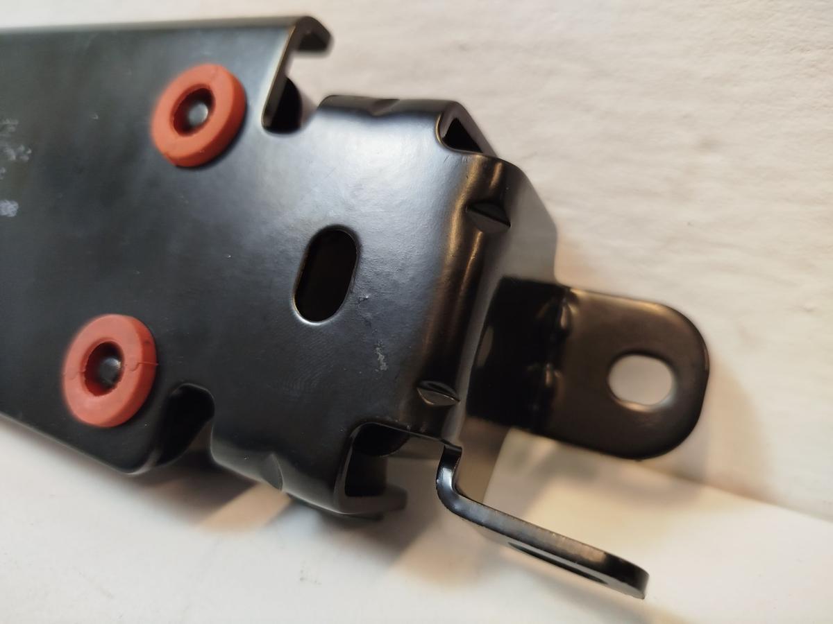 NIO EL6 Elektro SUV Tilgergewicht Schwingungsd&auml;mpfer Radar Lidarsystem Dach vorn