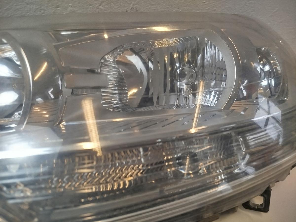 Citroen C5 R Scheinwerfer Hauptscheinwerfer Frontscheinwerfer vorn links OEM 08-