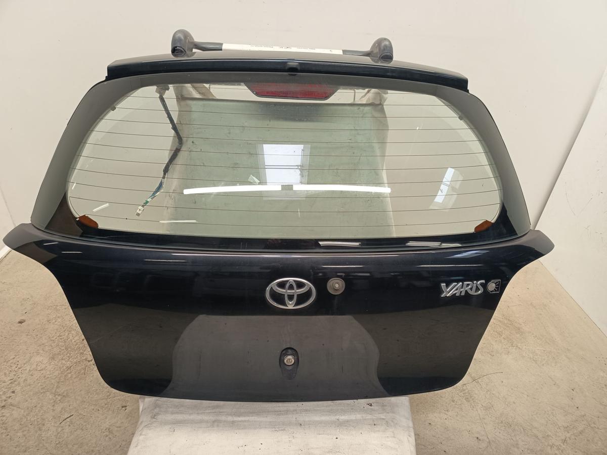 Toyota Yaris P10 original Heckklappe mit Scheibe (Roh) 209 Mysticschwarz Bj 2000