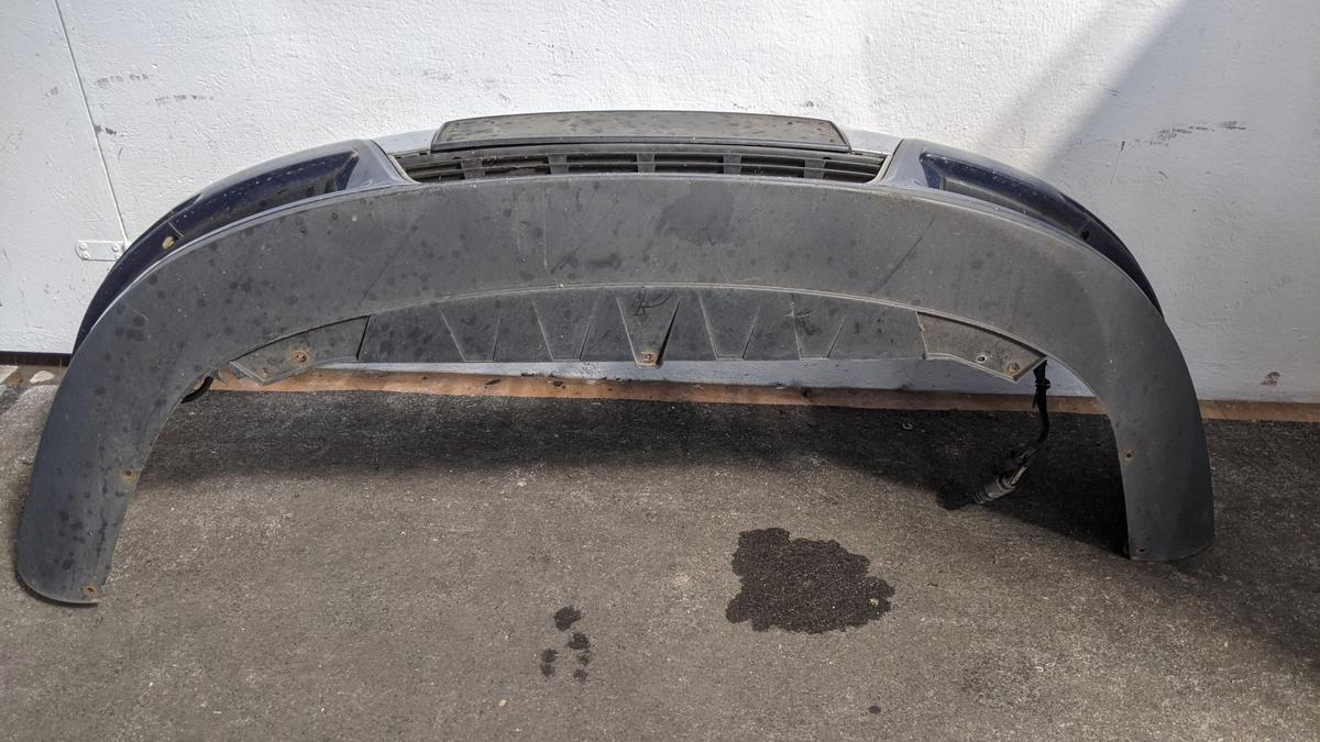 VW Passat 3C B6 Stossfänger Stossstange Bumper vorn PDC NSW LA5E Maritimblau