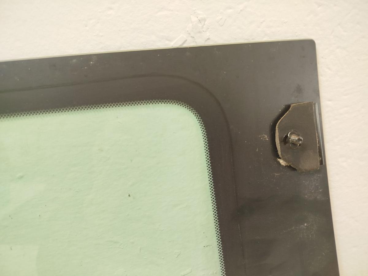 Citroen C1 Typ PS T&uuml;rscheibe hinten links Seitenscheibe Ausstellscheibe Color