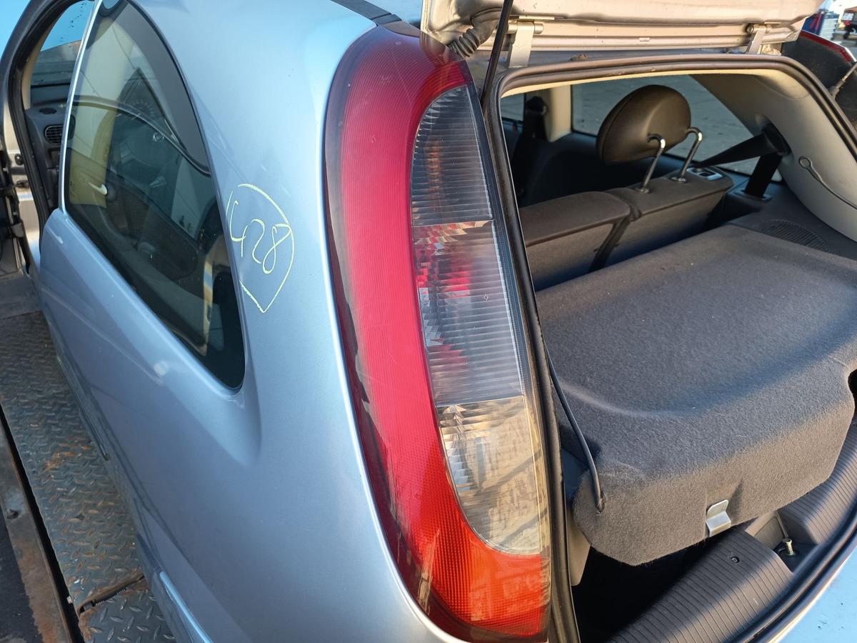 Opel Corsa C original R&uuml;ckleuchte links Heck Schluss Licht Bj 2004