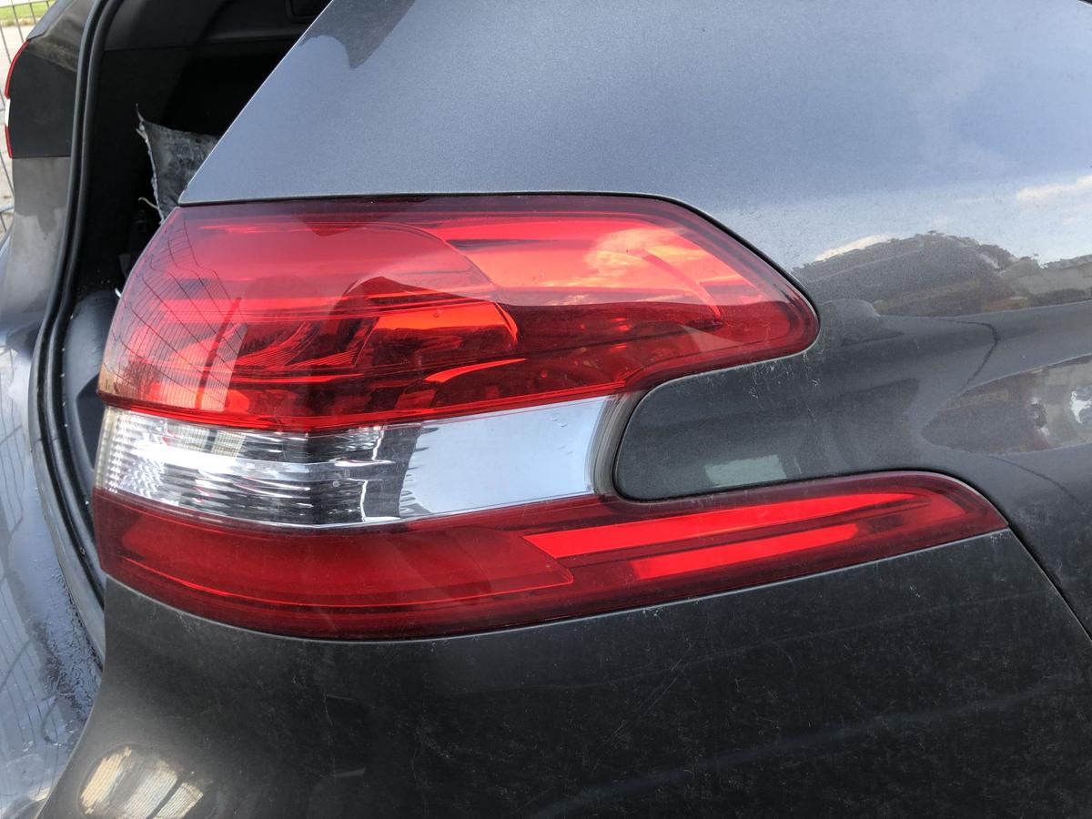 Peugeot 308 SW T9 R&uuml;ckleuchte aussen rechts R&uuml;ckscheinwerfer R&uuml;cklicht