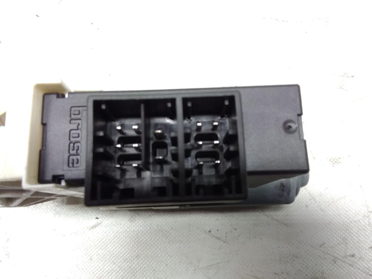Seat Ibiza 6L original Fensterhebermotor vorn links BJ2006
