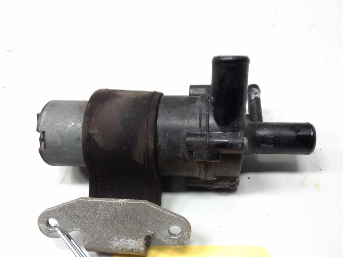 Mercedes Benz E Klasse W210 original Zusatzwasserpumpe 0392020029 BOSCH BJ1997