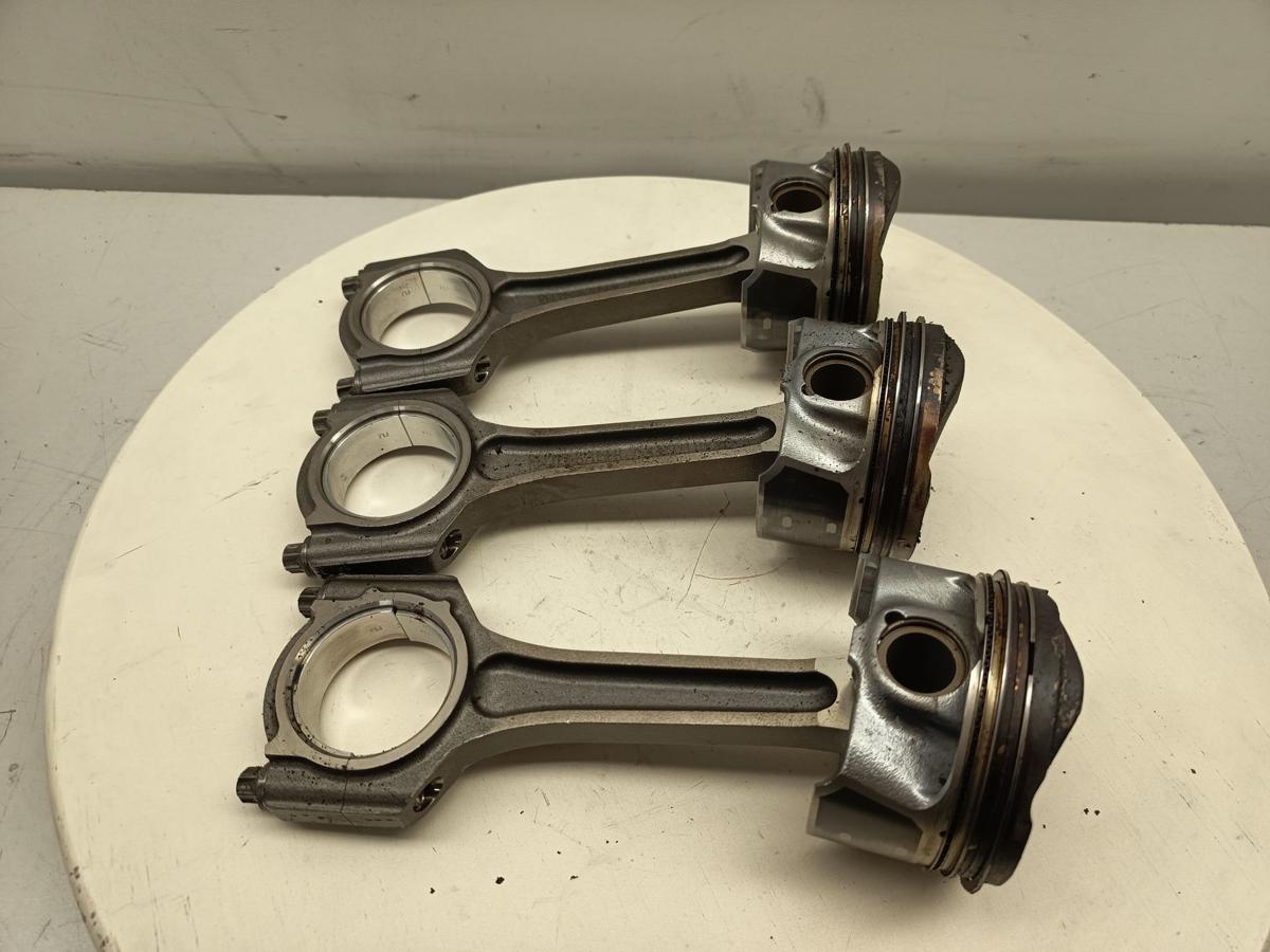 Ford Focus III DYB original Kolben Satz Kolben 1.0l 74kW Benzin M2DA Bj 2012