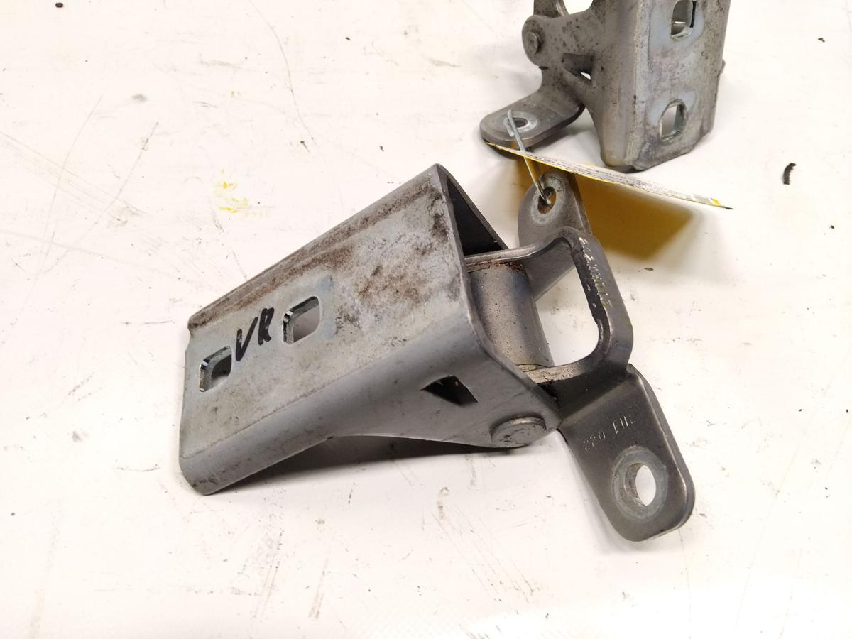 Opel Meriva B original Satz T&uuml;rscharniere vorn rechts unfallfrei Bj.2012