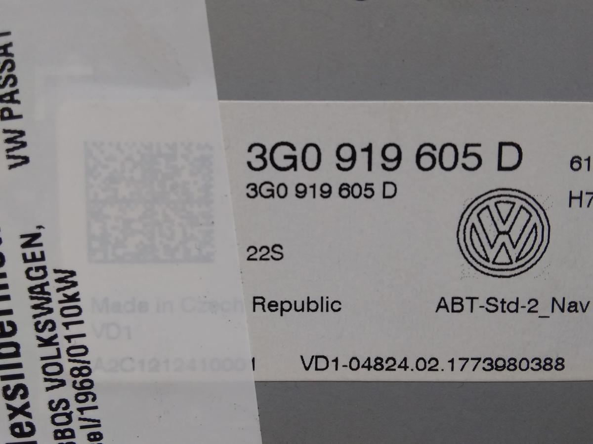 VW Passat 3G B8 original Anzeige und Bedieneinheit Discover Media Bj.2017