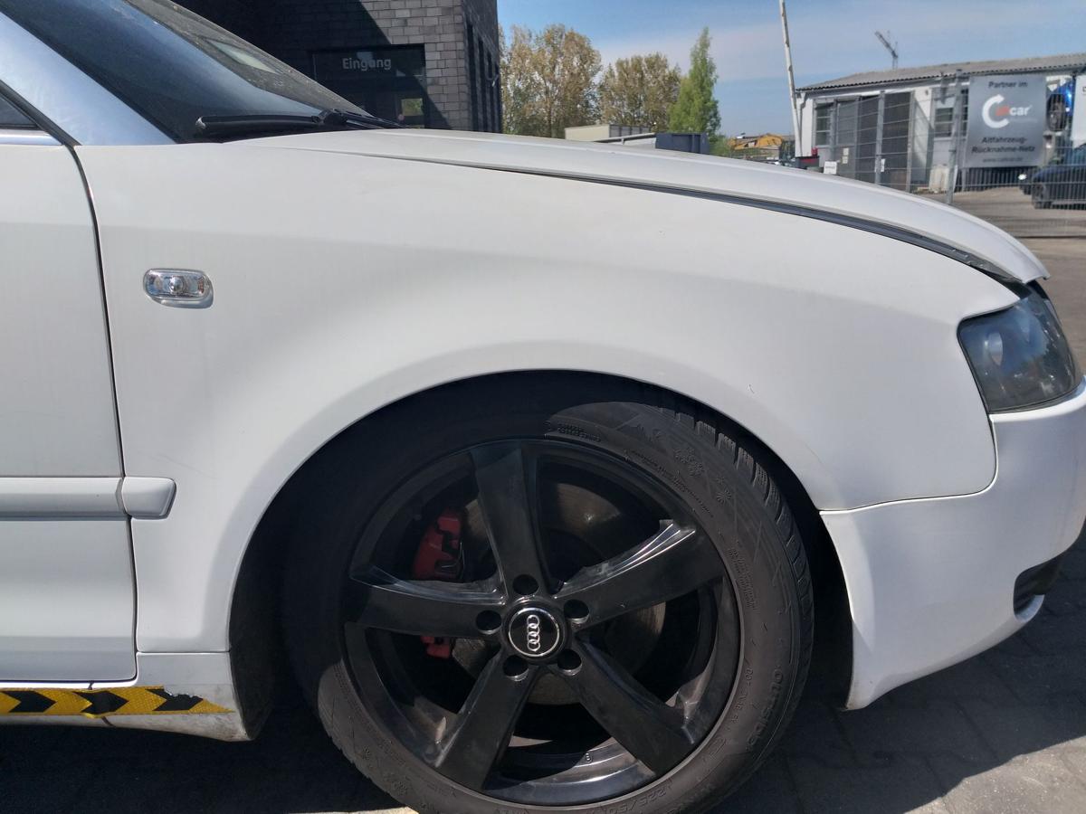 Audi A4 Cabriolet 8H original Kotflügel vorn rechts Lichtsilber LY7W wurde Weiß foliert Bj.2002