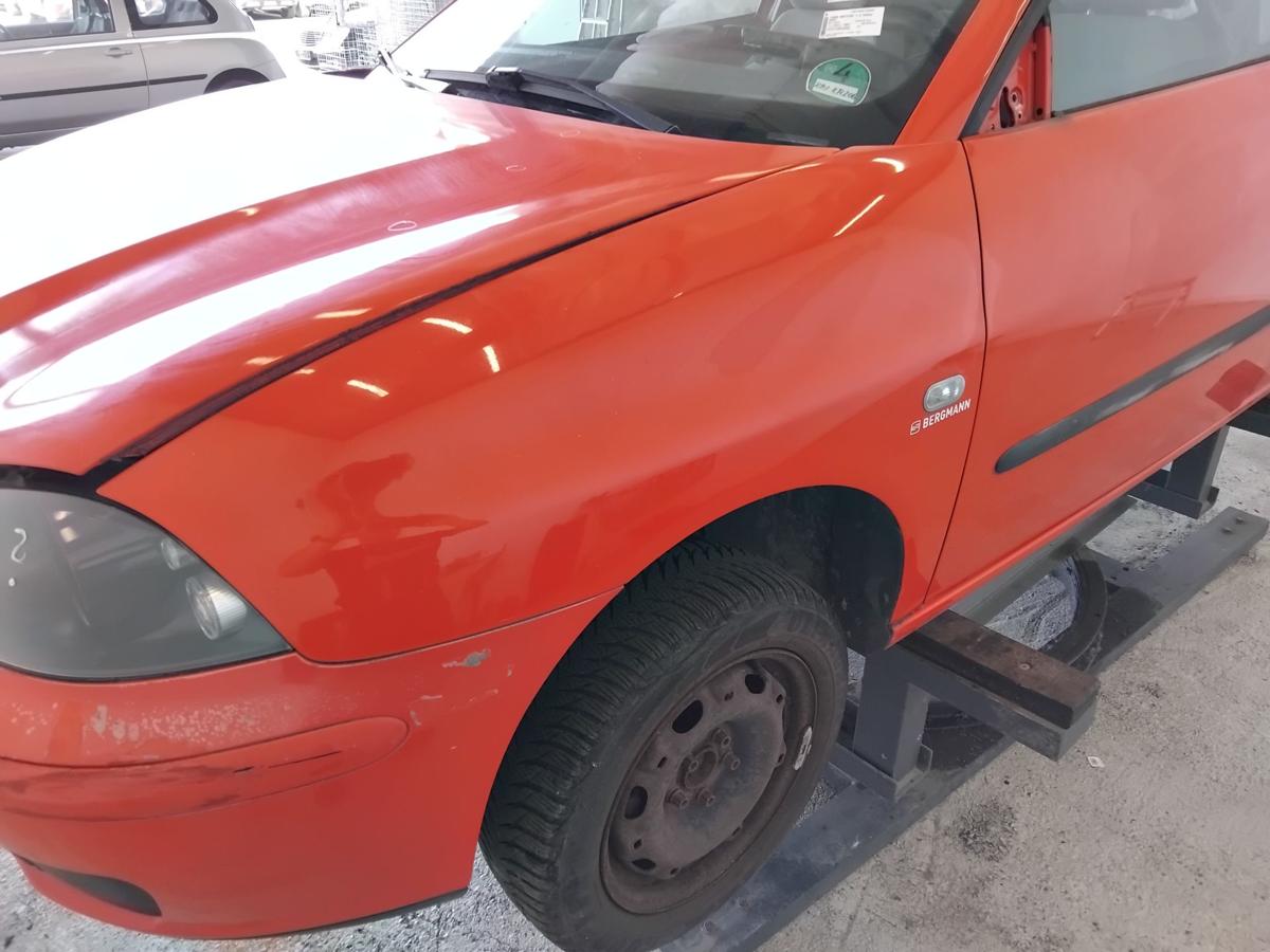 Seat Ibiza III 6L original Kotflügel vorn links flashrot LP3G BJ2002