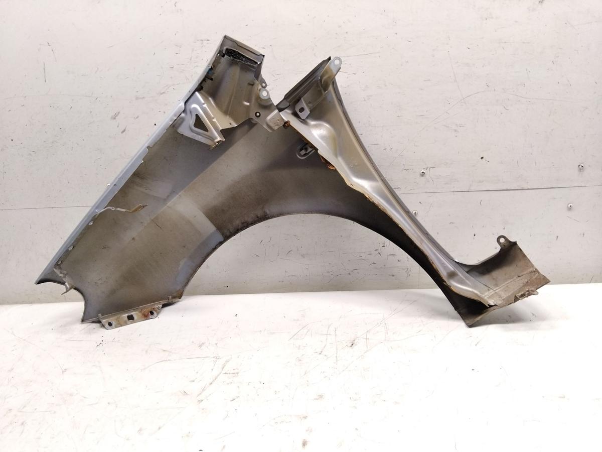 Fiat Grande Punto original Kotfl&uuml;gel vorn rechts BJ2009 589/A Grigio Argento Vivo Metallic