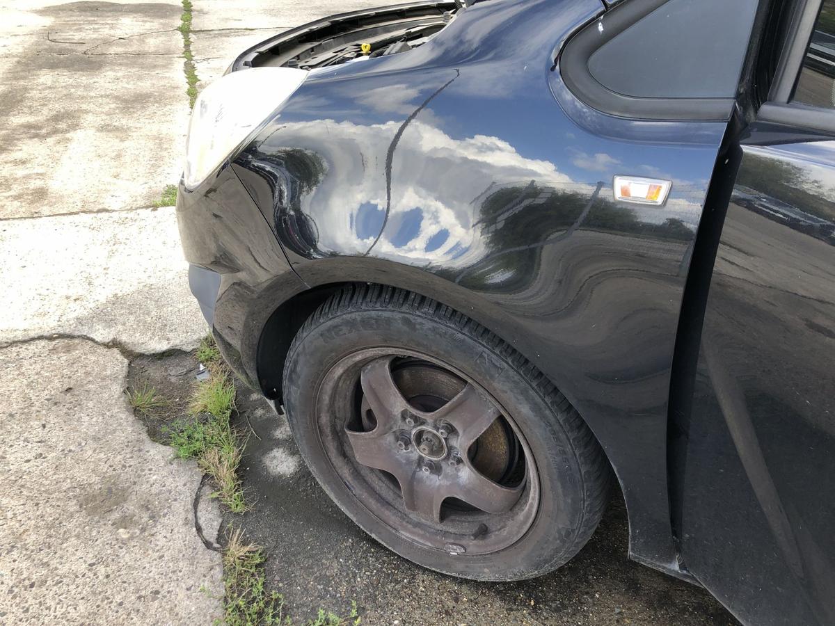 Opel Meriva B Kotflügel vorn links Fahrerseite 2HU Saphirschwarz