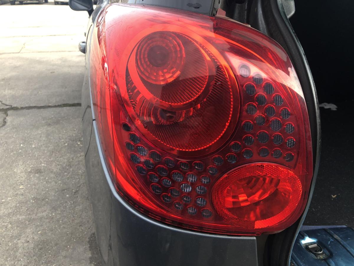 Peugeot 207 SW Typ WE R&uuml;ckleuchte links R&uuml;cklicht Heckleuchte Kombi