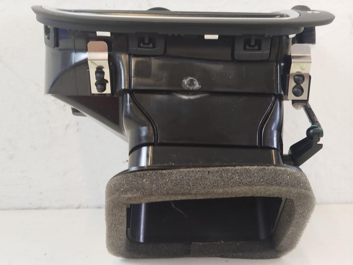 VW Polo 6R Luftd&uuml;se au&szlig;en rechts Luftdusche Ausstr&ouml;mer OEM