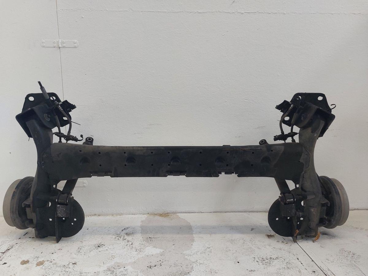 Mercedes Citan W420 Hinterachse Achsträger hinten Achse mit Trommelbremse OEM
