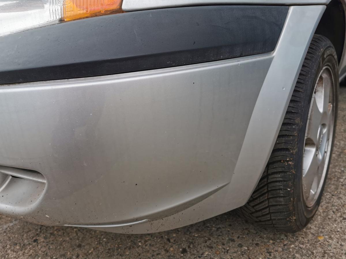 Ford Fiesta JBS Stossstange Stossfänger Bumper vorn Polar Silber met ab 99