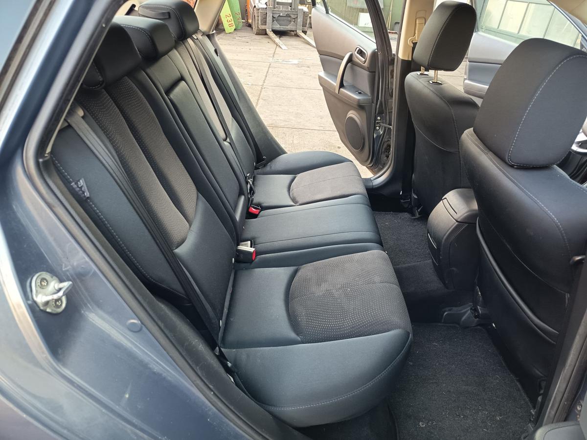 Mazda 6 GH original R&uuml;cksitzbank komplett Stoff schwarz grau Bj 2009