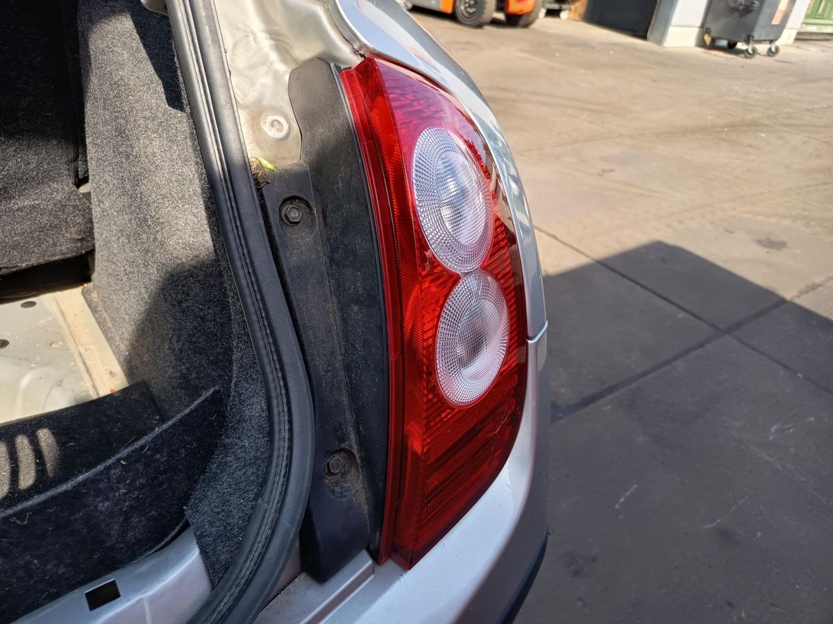 Nissan Micra K12 original Rückleuchte rechts Heck/Schluss/Licht Bj 2006