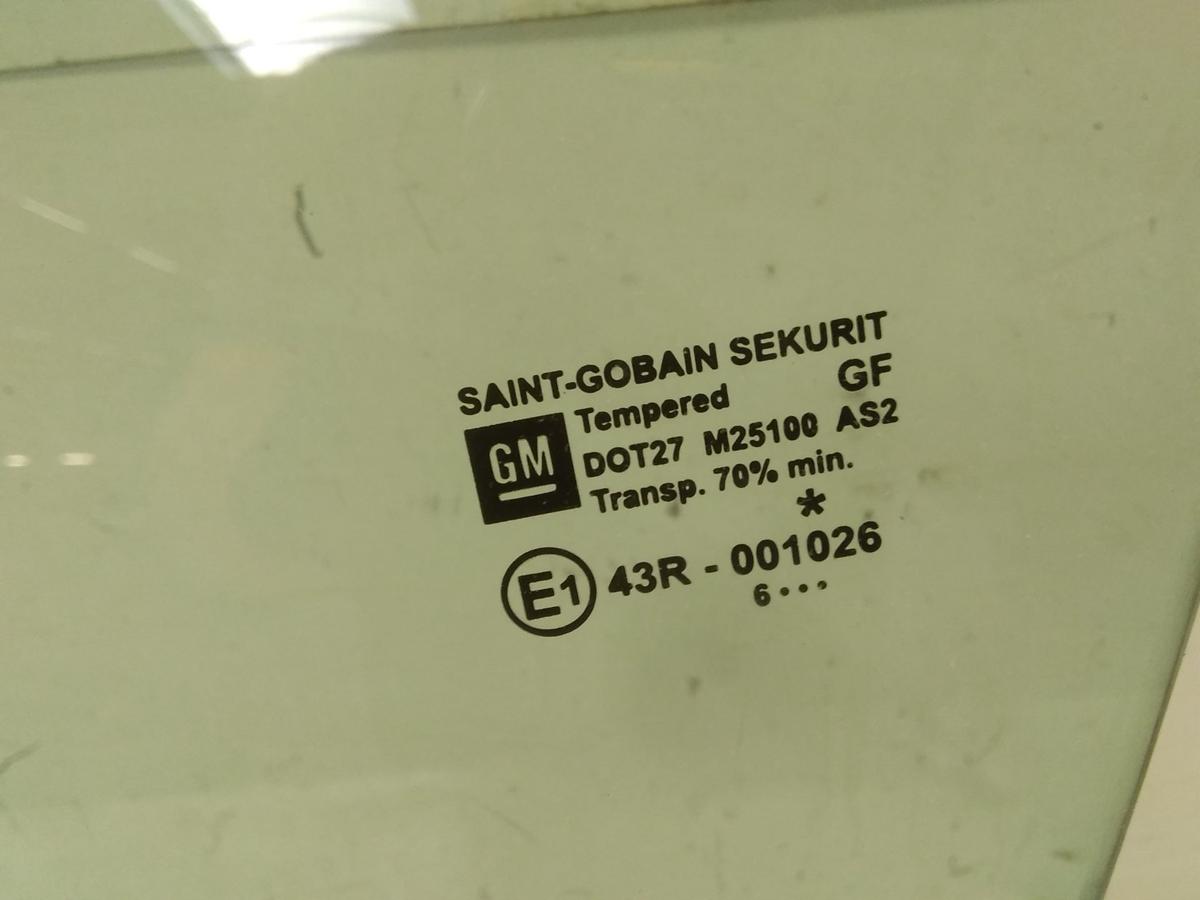 Opel Astra H Twintop Cabrio Türscheibe links grüncolor Bj.2007