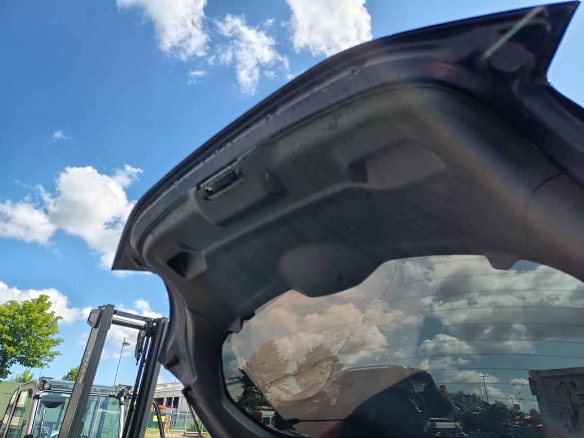Peugeot 208 I orig Heckklappe mit Scheibe 3trg Kofferraum KUC Blau Bj 2012-2015